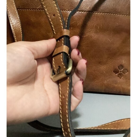 Vintage Brown Leather Crossbody Bag with Gold Accent Patricia‎ Nash Salina - Picture 3 of 7